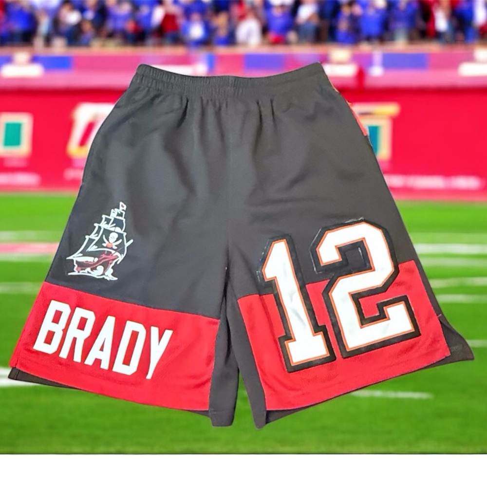 NFL Team Apparel Tampa Bay Buccaneers Brady Shorts Size Medium 10/12 Boys